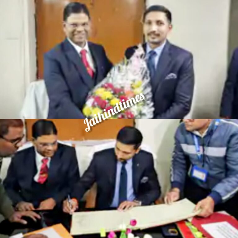 LUCKNOW NEW DM Vishakh ji: IAS Vishakh ji Iyer took charge