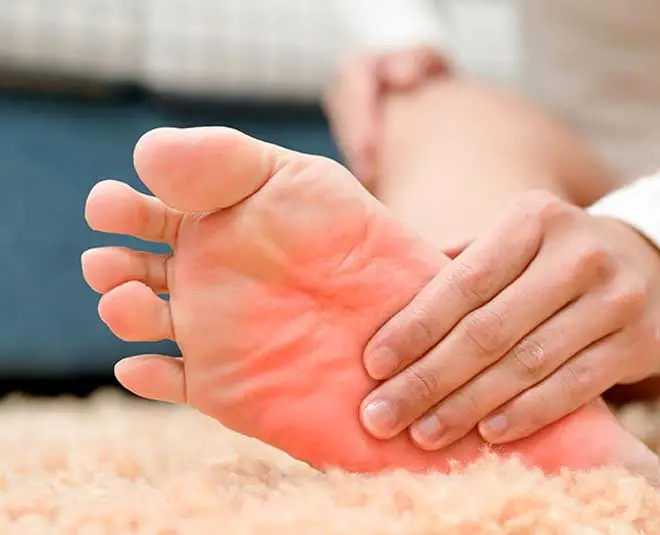  Home Remedies For Burning Feet